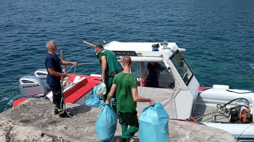 Akcija čišćenja i košnje otoka Sv. Ivana
