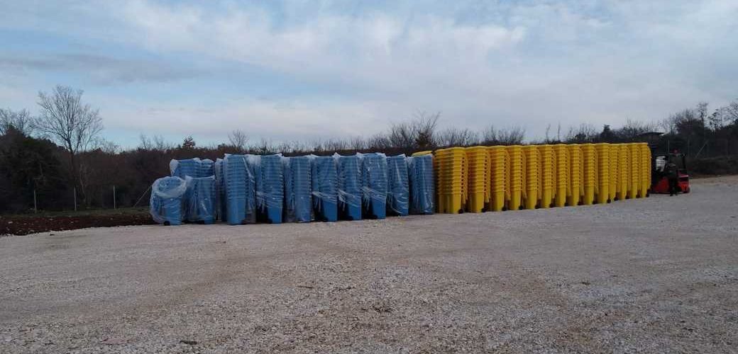 OBAVIJEST O PODJELI SPREMNIKA ZA ODVOJENO PRIKUPLJANJE OTPADA - GRAD ROVINJ-ROVIGNO