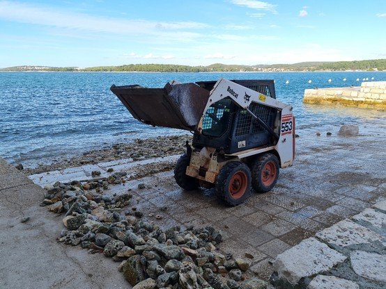 UREĐENJE PLAŽICE NA GRADSKOJ TRŽNICI